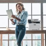 xerox-b235-multifonction-printer-800x500-gallery2-fr Imprimante Xerox® B235 Multifonction bureau femme
